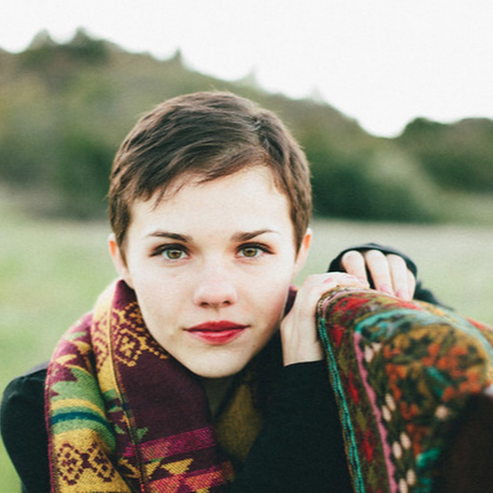 Meet your Posher, Juli